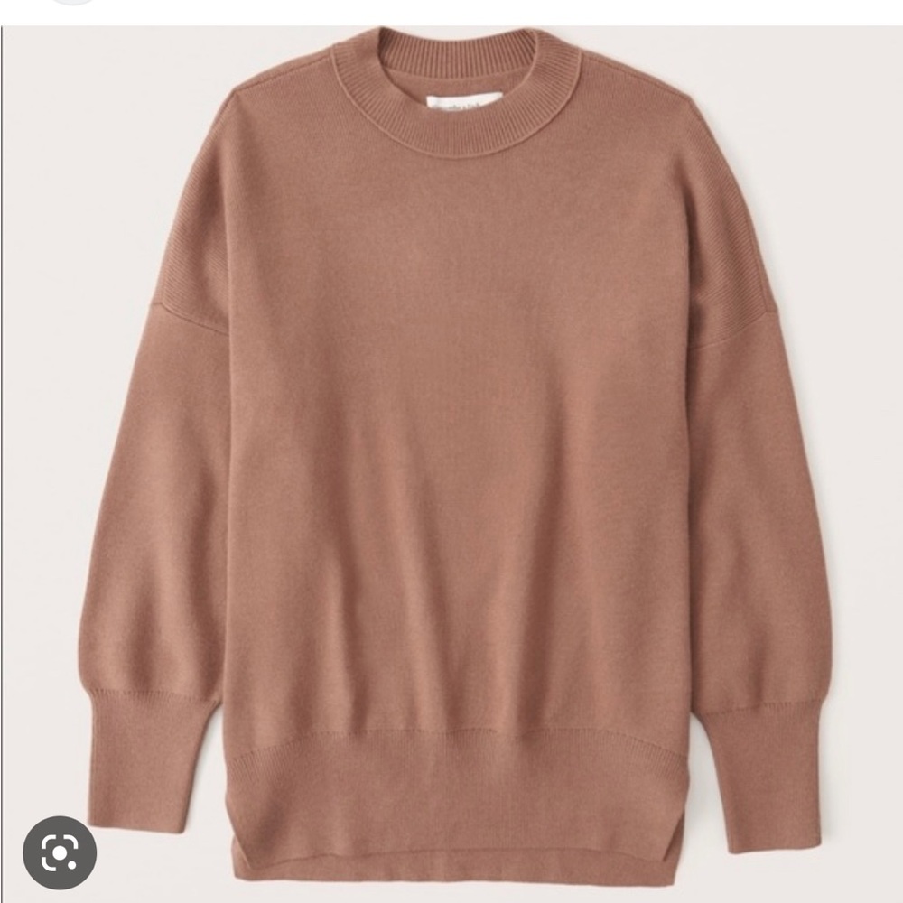 Abercrombie LuxeLoft Oversized Legging-Friendly Crew Sweater